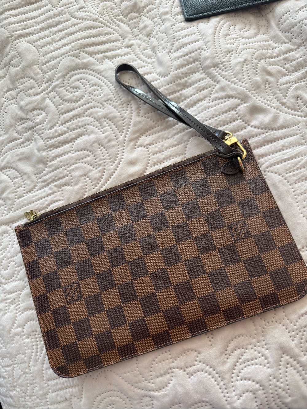Authentic Louis Vuitton Damier Ebene Wristlet Clutch / Pochette